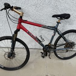 Schwinn Mesa GSD