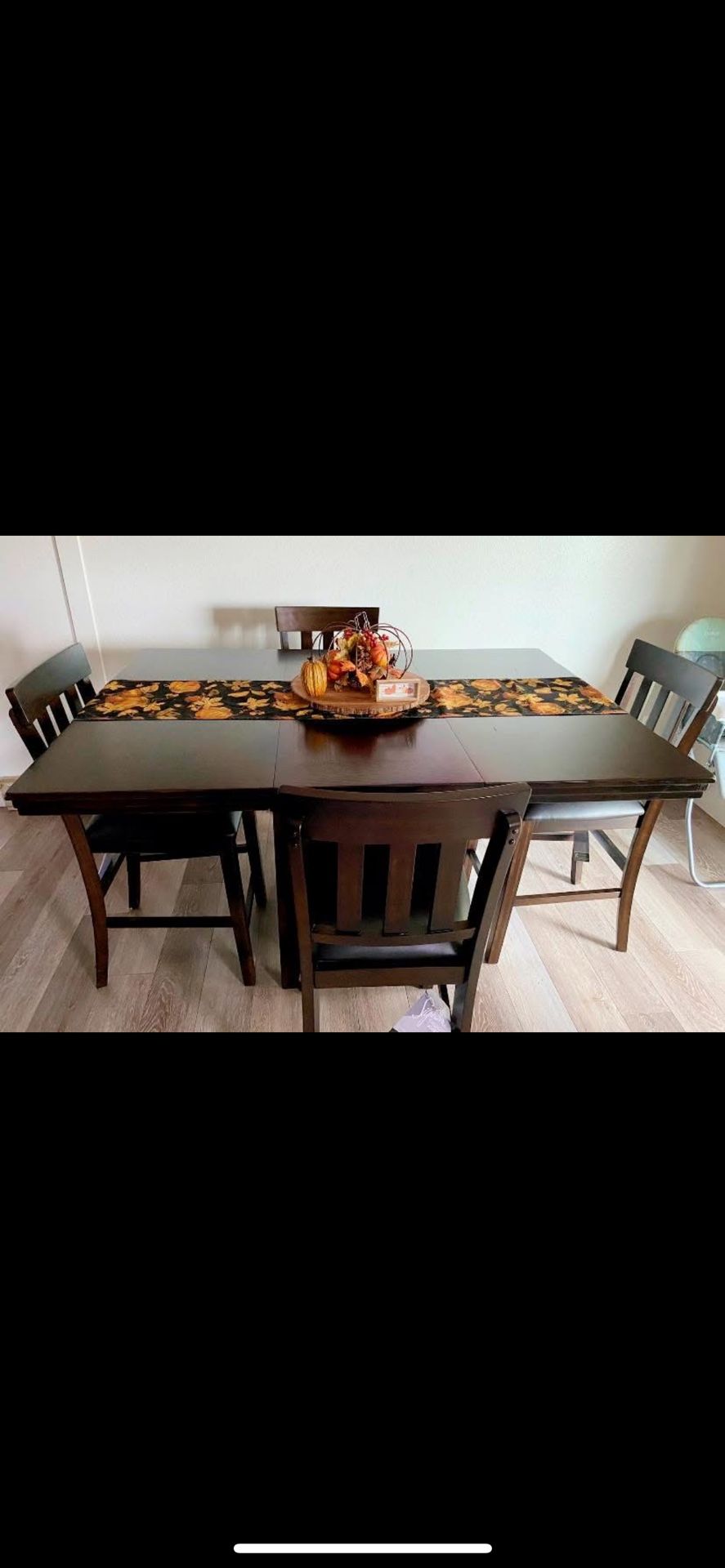 Barely Used Bar Stool Table Set