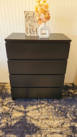 BLACK TALL DRESSER