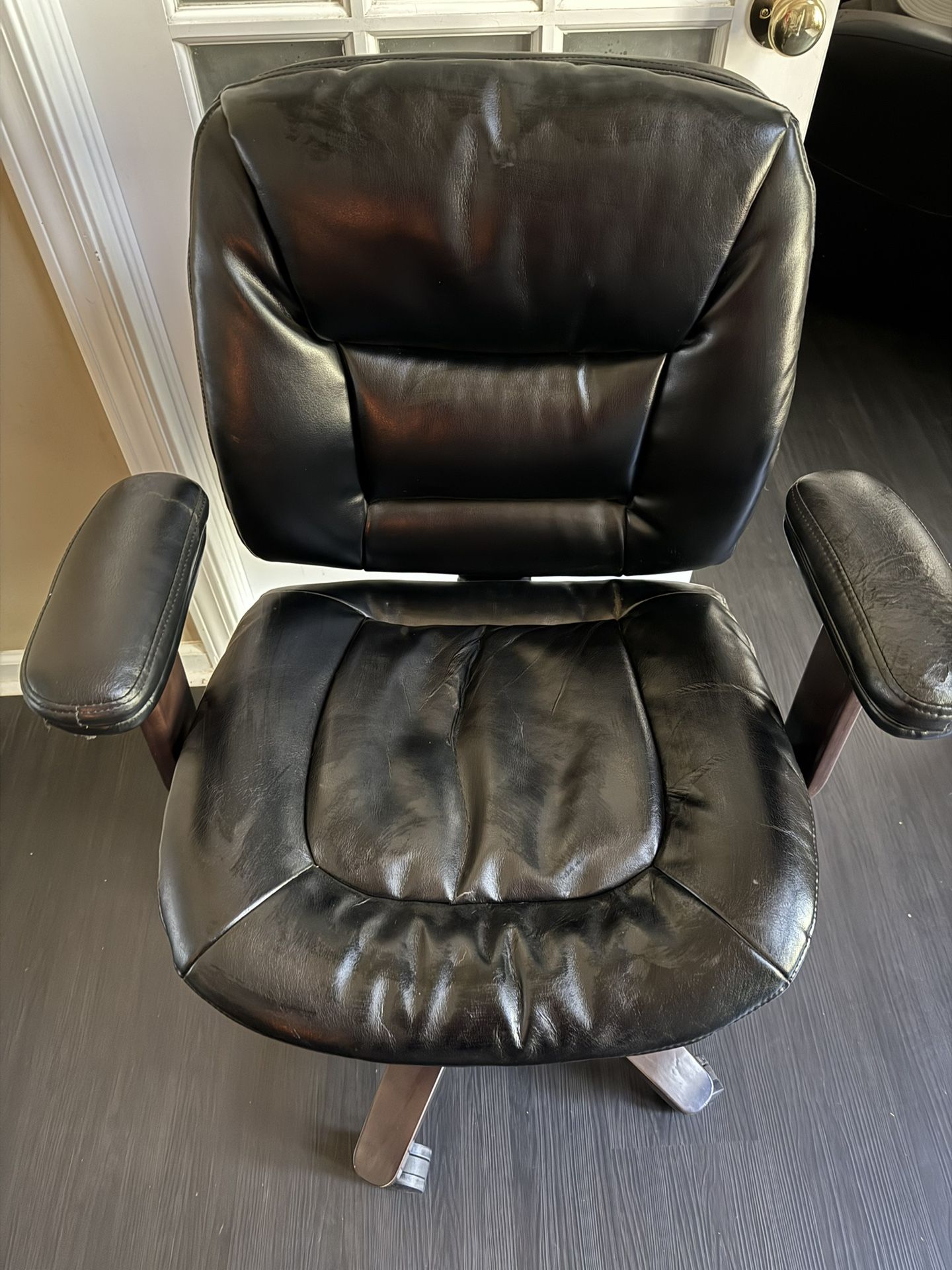Black Leather Office Chair