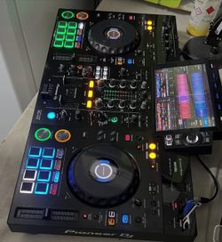 Pioneer XDJ RX3 - Excellent condition