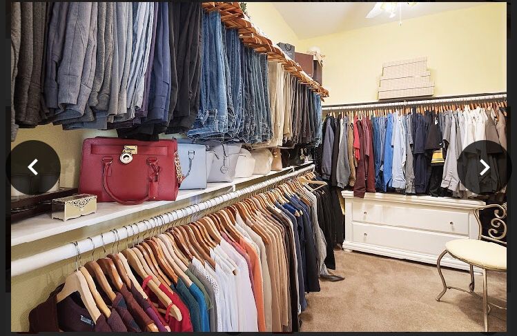 Over 200 wooden hangars take all for $75 make your closet beautiful as you organize💞