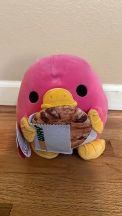 Stuffed animal: Snackles Whitney