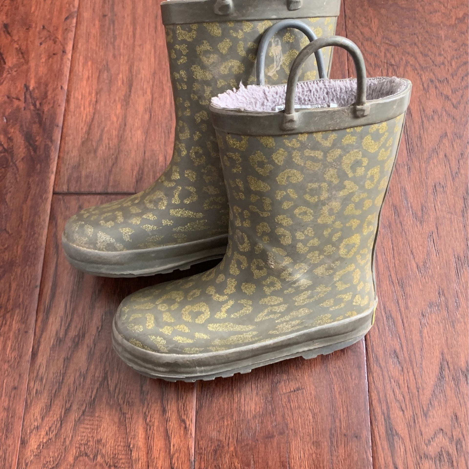 Western Chief Cheetah Rain Boots 9/10