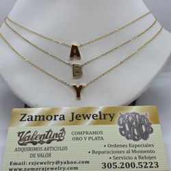 14k Block letter Necklace Pendant - Cadena Con Initial 