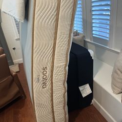 Saatva Premium Cal King Mattress 