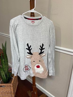 Adult Ugly Long Sleeved Shirt Sweater Size M just $3