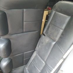 Seats 
