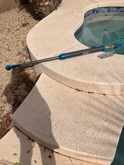 Small spa vacuum