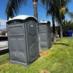 Bańos Portátiles !!! Portable Toilets 