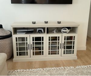 TV Stand / Media Console $200 OBO