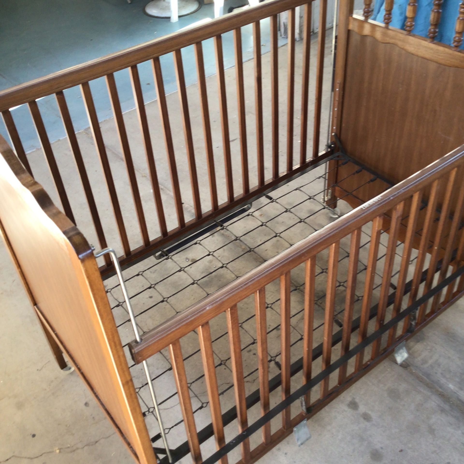 Bassett Baby Crib