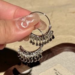 Silver Waterfall Dangle Hoop Earrings Ethnic Teardrop Design Lightweight Alloy