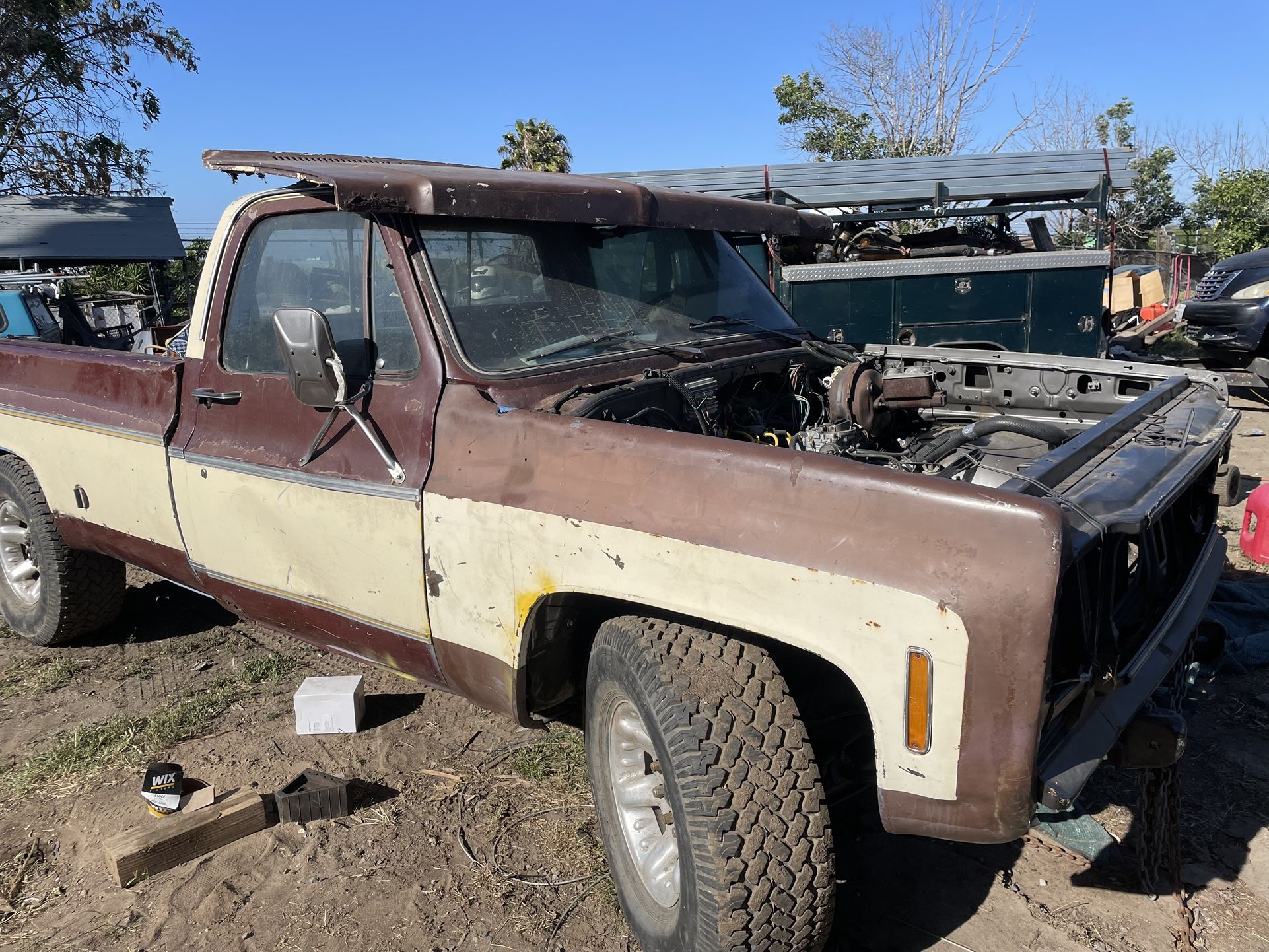 1977 Chevy Truck (PARTS)/-"