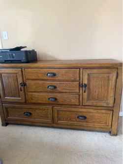 Dresser