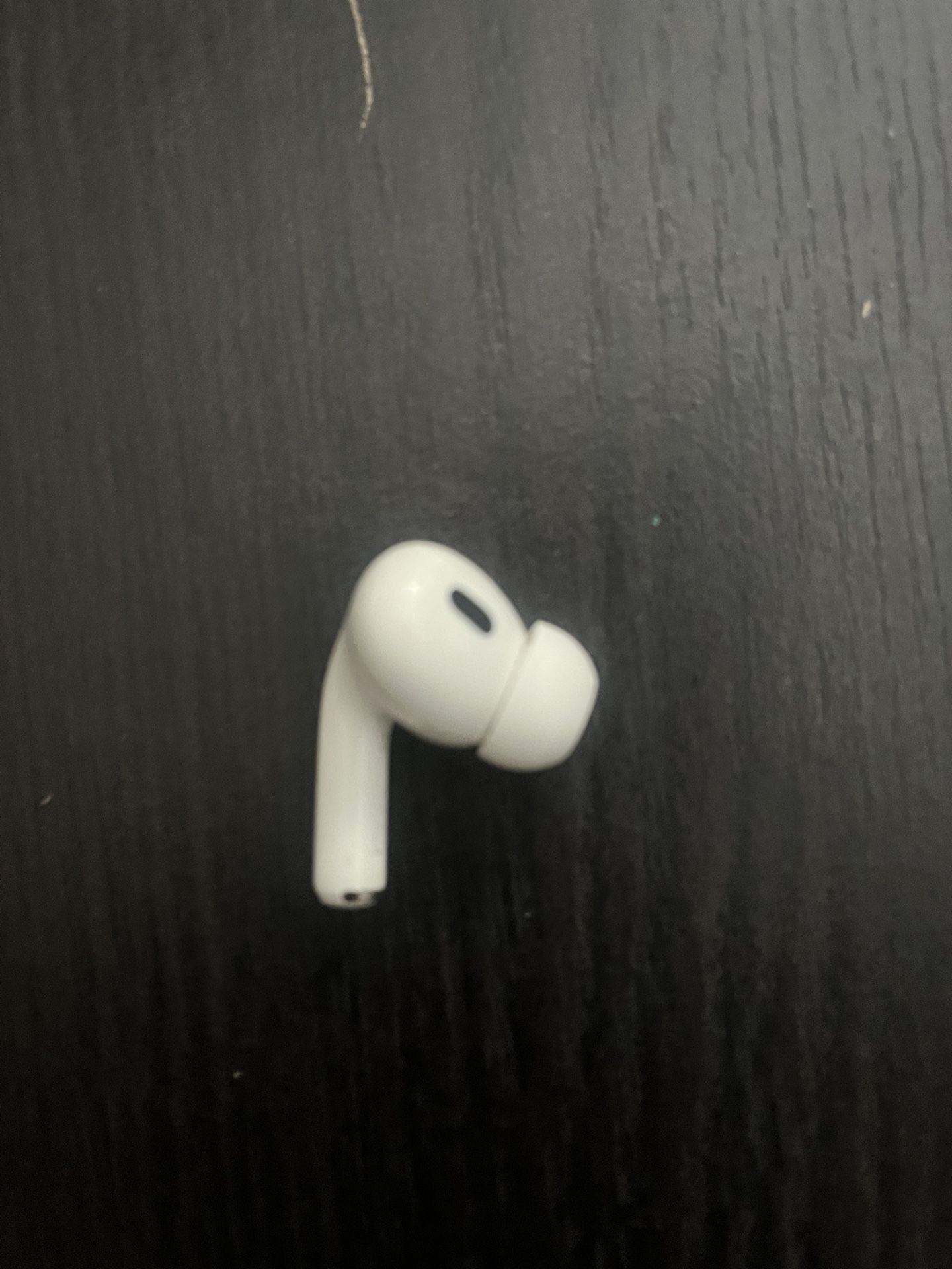 AirPod Pro 2 Left side Earbud
