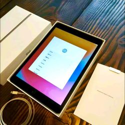 NEW Apple iPad 8th Generation 2020 (Latest Model) | Open To Reasonable Offers