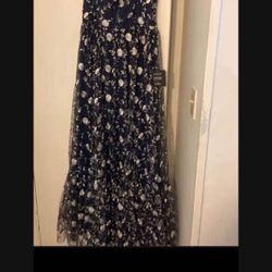 Women Floral Dress Size M But Fits Like a Small 