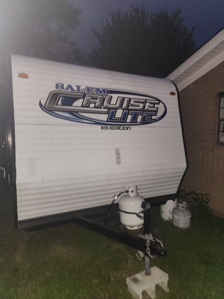 2015 SALEM cruise LITE
