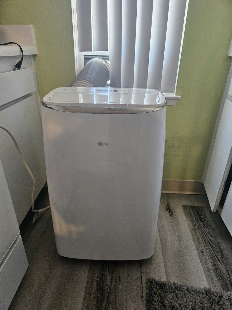 Room AIR CONDITIONER  14000Btu