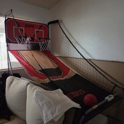 indoor basketball arcade