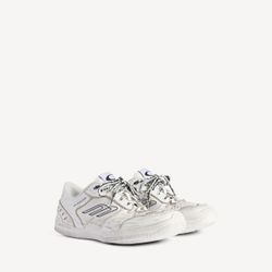 Balenciaga Hamptons Medium Worn-Out Sneaker In White