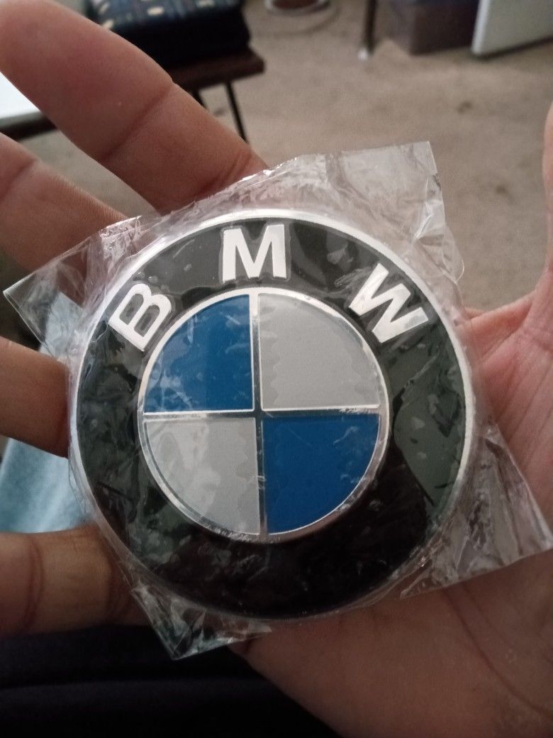 BMW Trunk Emblem 74mm New