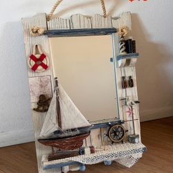 Ocean-style mirror