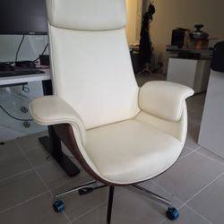 Executive Office Chair - Beige Curved Seat Ergonomic