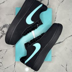 Nike Air Force 1