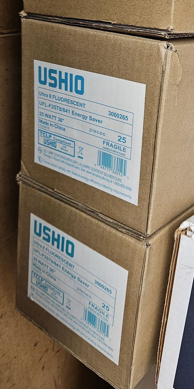 USHIO ULTRA-T8 FLUORESCENT TUBES