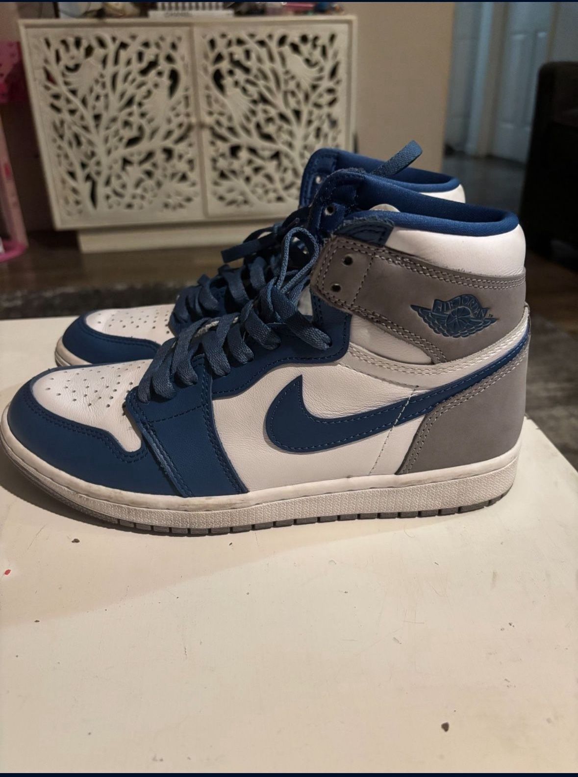 Air Jordan 1 True Blue