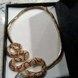 Extremely Unique - High Quality Costume Jewelry - Snake Choker With Bracelet And Earrings