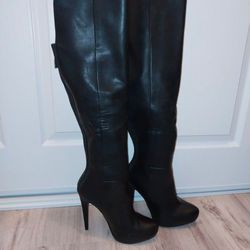 Womens Boots Size 8