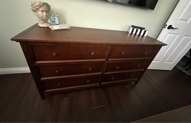 Wood 6-Drawer Double Dresser