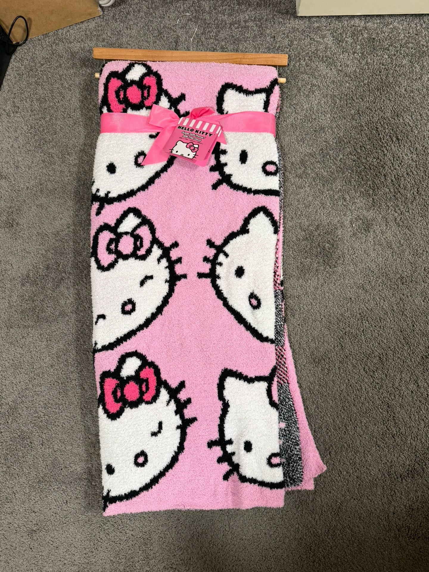 Hello Kitty Blanket