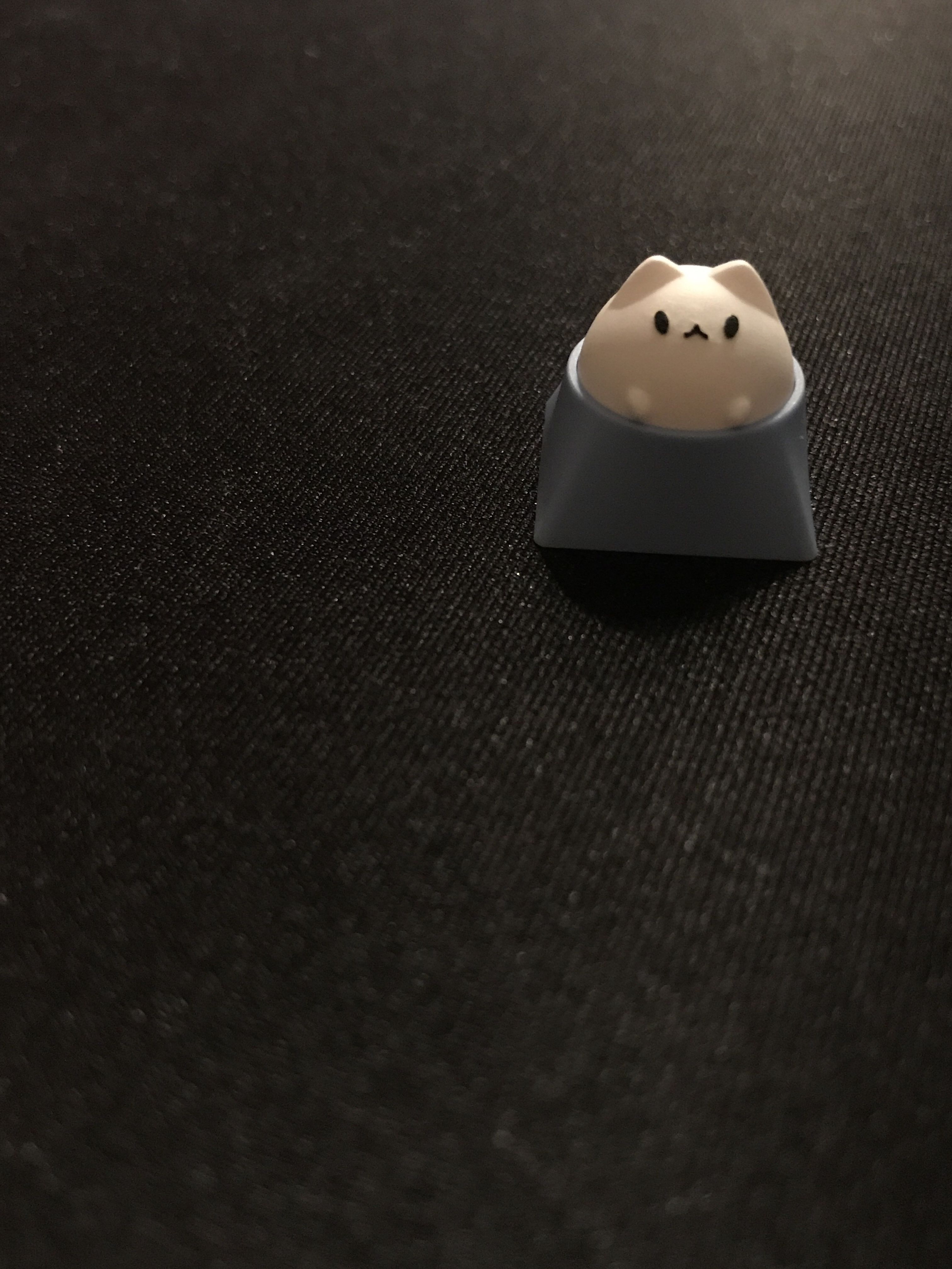 Hammer Bubble Cat Artisan Keycap (Chery MX Switches and clones)
