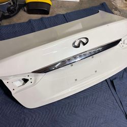 2018 Q50 Trunk Lid