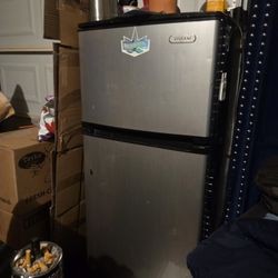 Mini Fridge