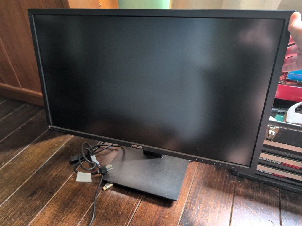 ASUS monitor 24" $25