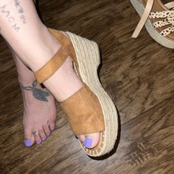 Wedges Sold Separately***