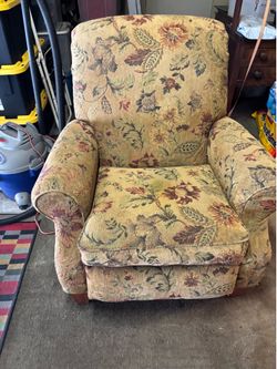 Recliner chair
