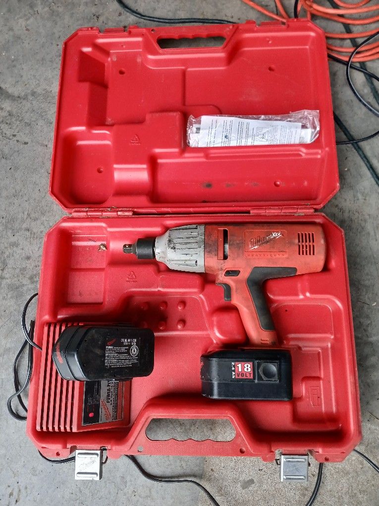 Milwaukee three quarter inch drive impact wrench