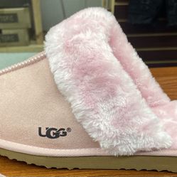 Ugg Slides