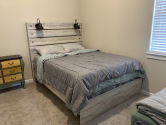 Bedroom Set