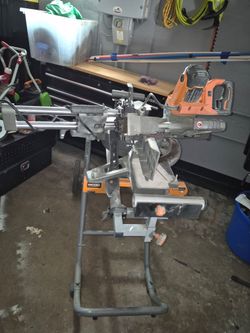 RIDGID 12" Dual Bevel Sliding Compound Miter Saw with Rolling Stand
