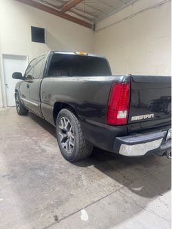 2003 GMC Sierra