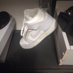  Nike Dunk High in the "Sail Football Grey" 