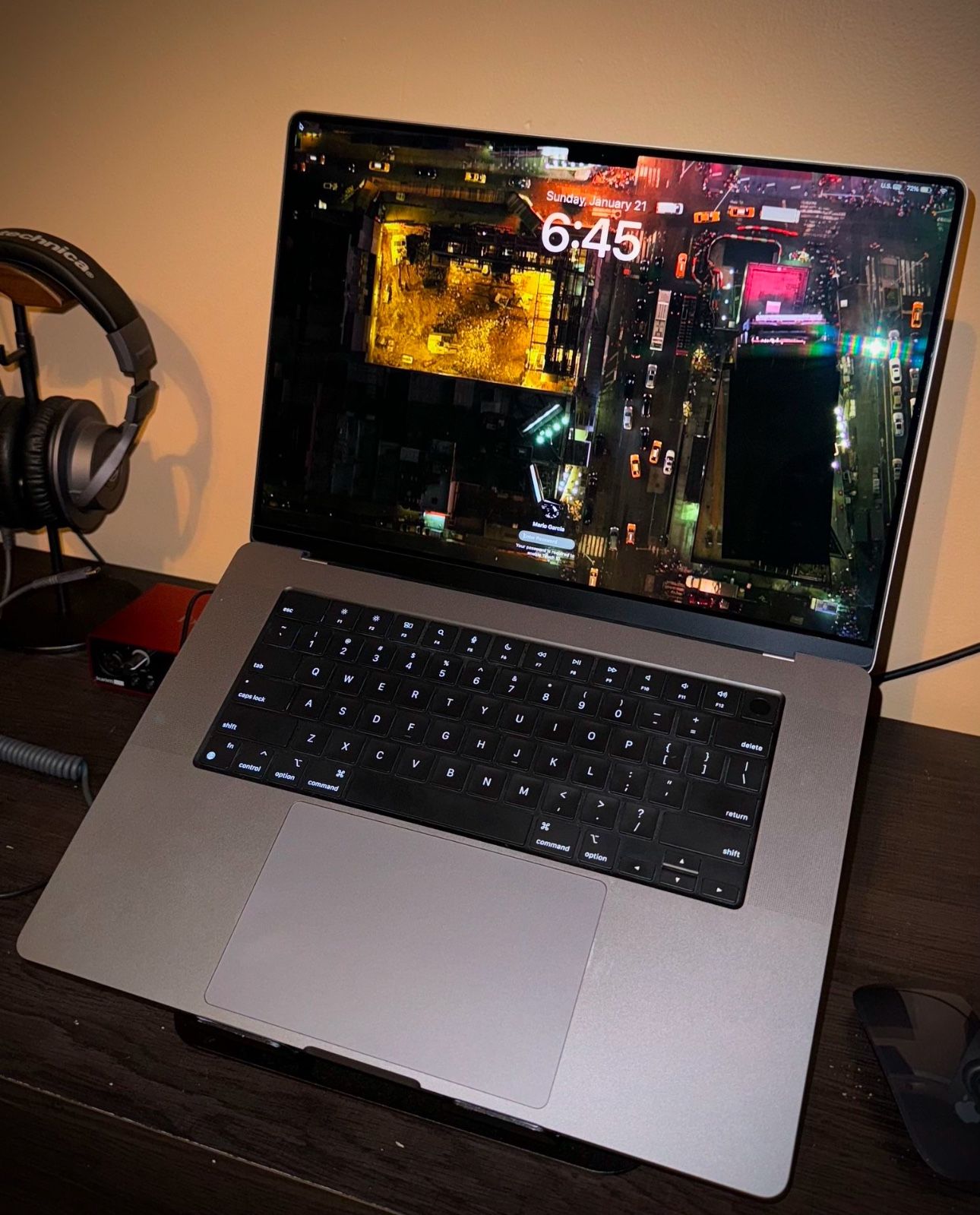 2023 M2 MacBook Pro 16 Inch