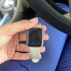 Rose Gold Apple Watch 